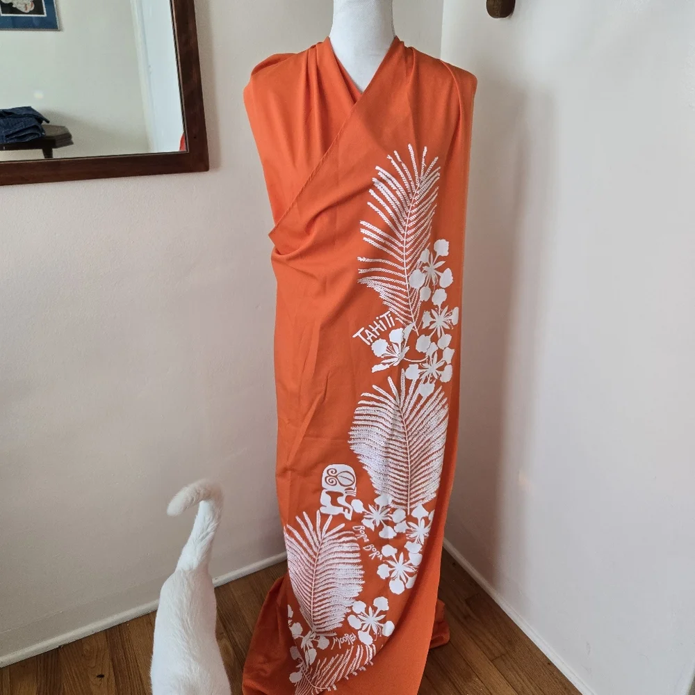 Vintage Tahitian Orange Sarong NOS - Picture 3 of 9